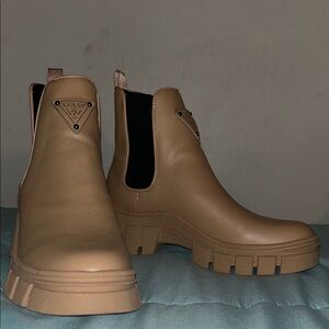 GUESS Women's Tan Ankle Boots